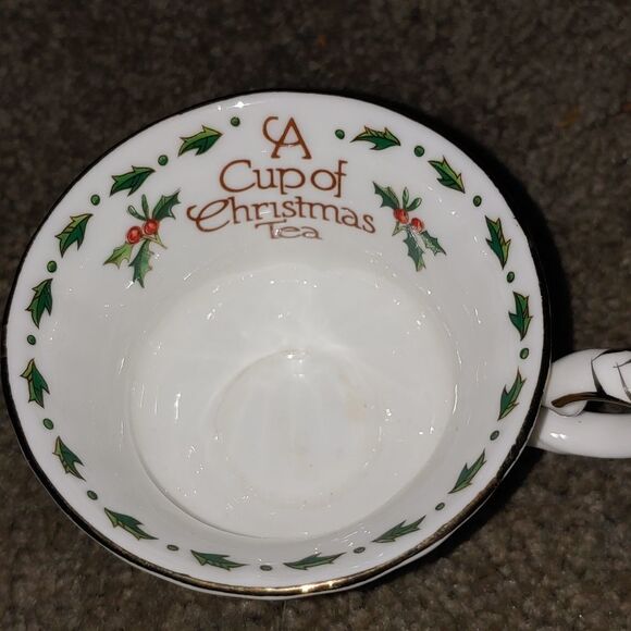 Waldman House 3 pc set Book, Footed Cup & Saucer Set A Cup of Christmas Tea - Picture 10 of 12